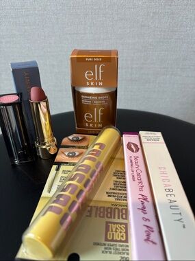 Makeup bundle
